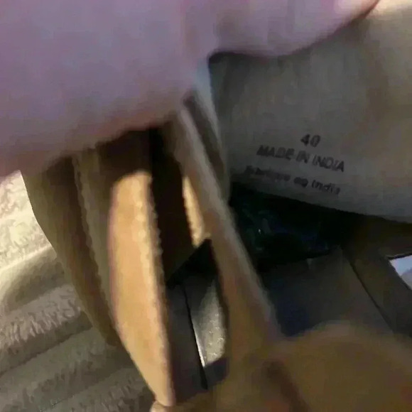 Free People Tan Leather Buckle Booties, size 40‎ - Picture 7 of 8